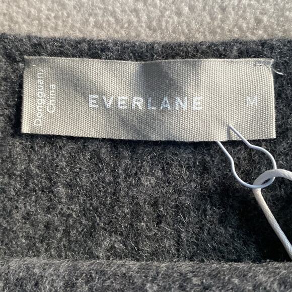 Everlane Cozy Stretch Tank Womens M Wool Yak Dark Grey Elevated Basic Luxury NWT - Picture 6 of 12